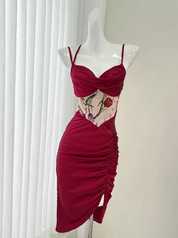 Floral Midsection Exquisite Burgundy Midi Dress Fashionable Fitted Midi Dress