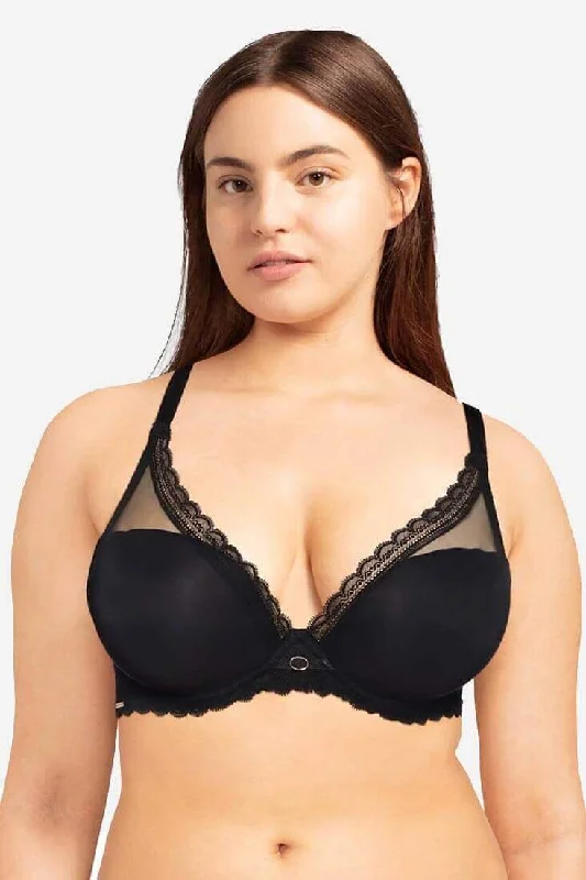 Parisian Allure Plunge Bra Fashionable Push-Up Bra