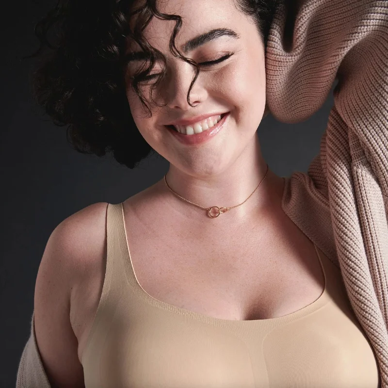 Evelyn and Bobbie Scoop Bra in Sand High-Cut Bra Design