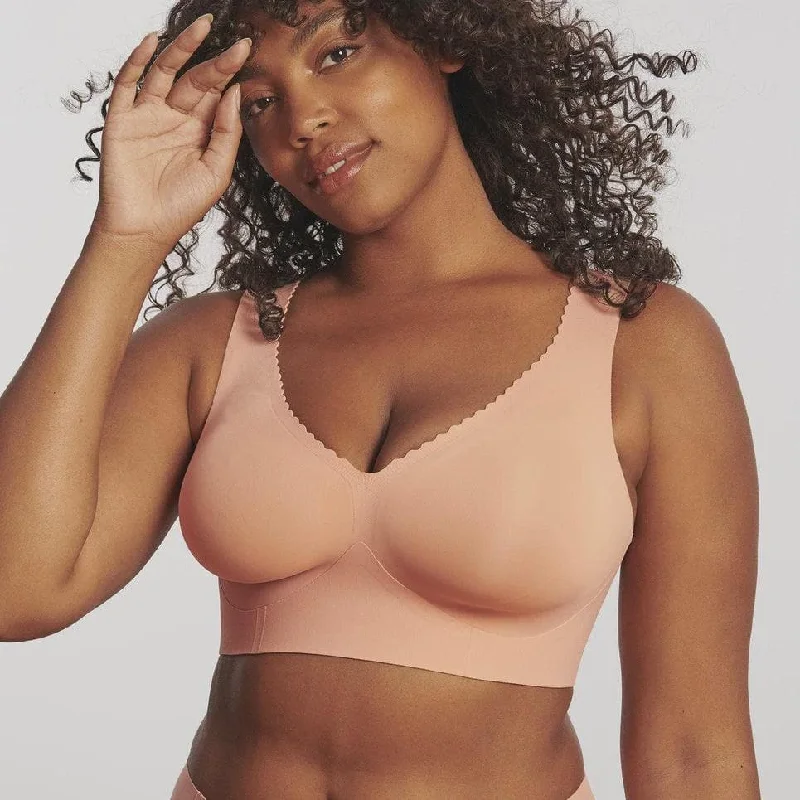 Evelyn & Bobbie Evelyn Bra in Himalayan Salt Sexy Lace Bralette