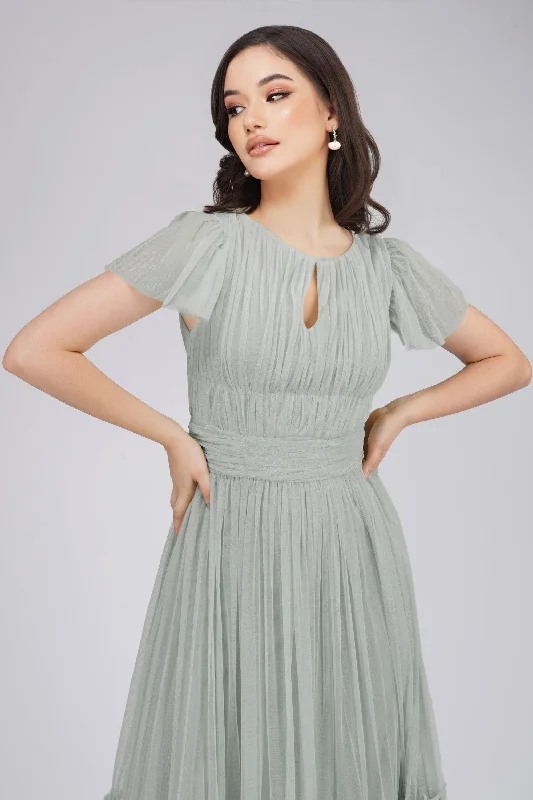 Diva Tulle Maxi Dress in Dark Sage Stylish Button-Up Maxi Dress