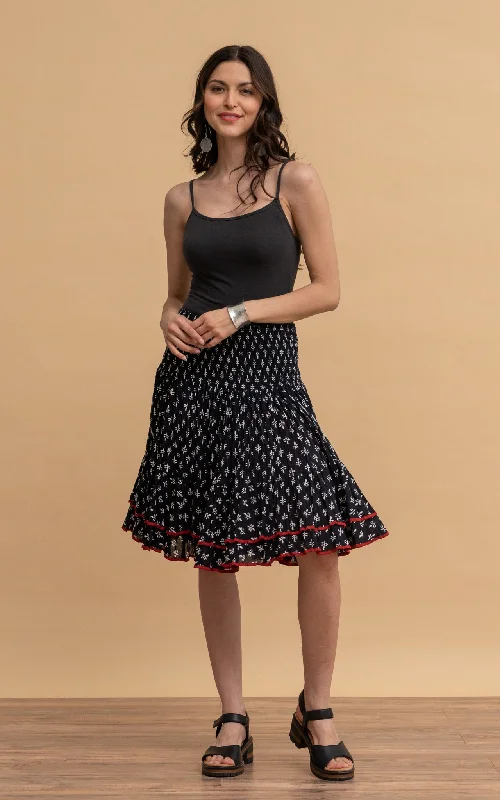 Macarena Skirt, Mini, Black Calico midi skirt versatile